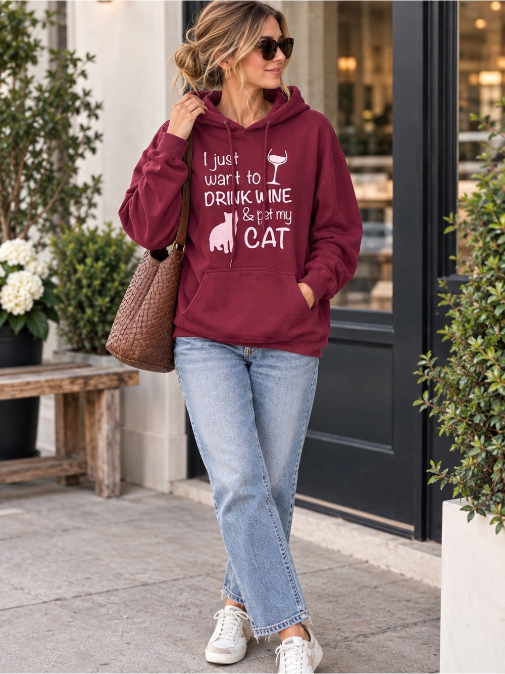GILDAN Burgundy Wine Cat Graphic Hoodie Size Large Funny Cozy Pullover